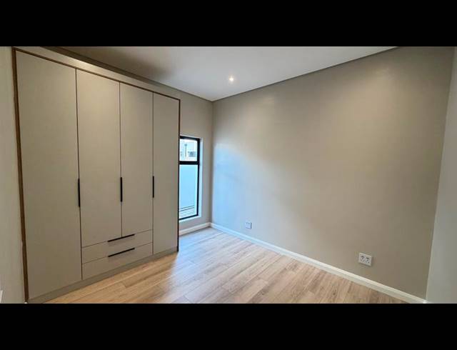 4 BEDROOM HOUSE FOR SALE IN FOUNTAINBROOK ESTATE